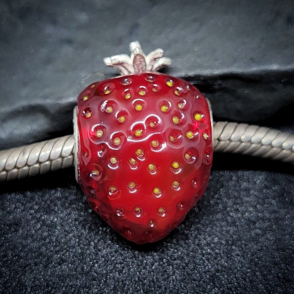 Strawberry Crown Bead
